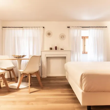 Hotel Vis à Vis-3
